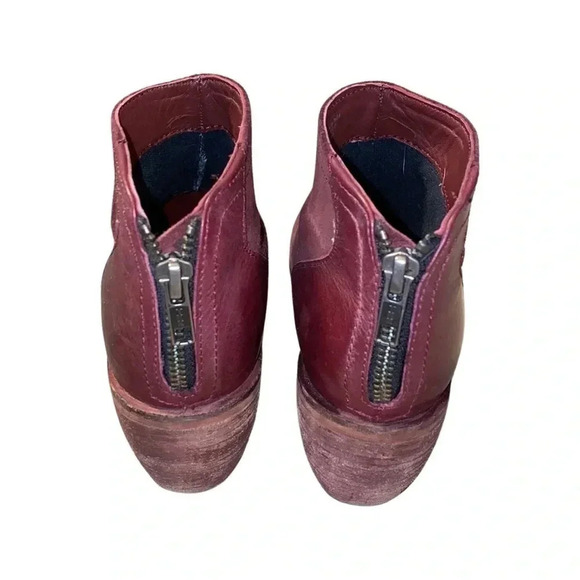 Charles by Charles David Yasmin Merlot Suede Bootie Size 6.5 - Picture 3 of 7